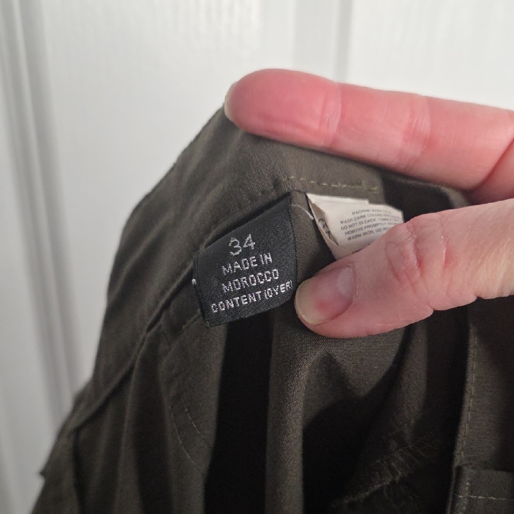 Patagonia Men's Dark Olive Cargo Pants - Picture 8 of 14